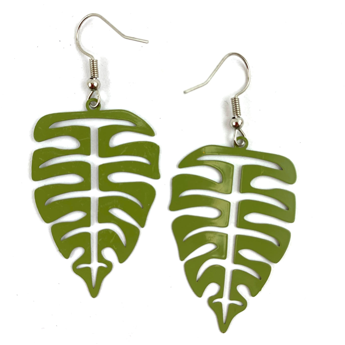 Filigree Monstera Leaf Drop Earrings – Sunbaked Lizard Jewellery & Gifts