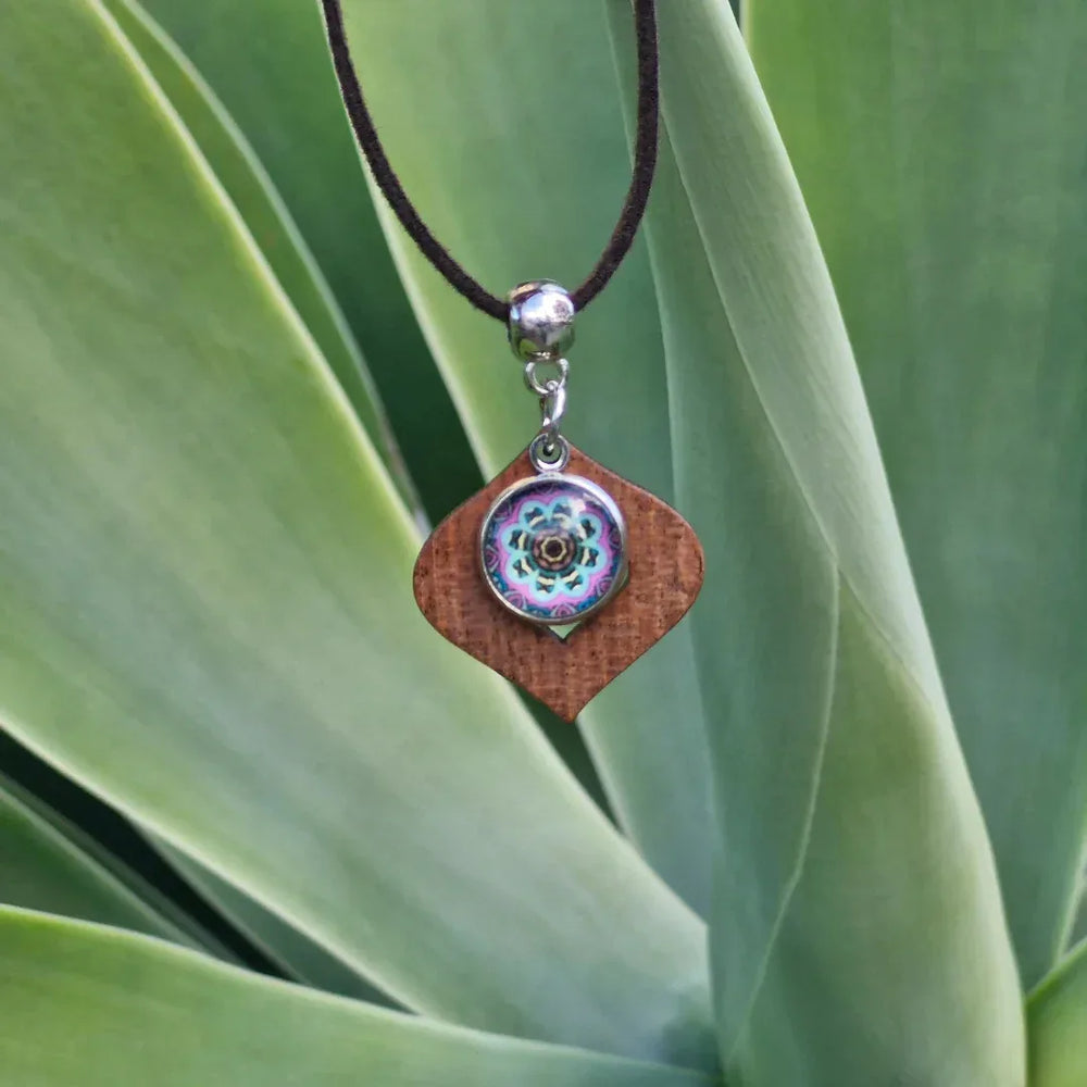 Mountain Flower Pendant Sunbaked Lizard Jewellery & Gifts
